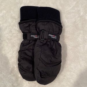 Kids snow gloves size medium